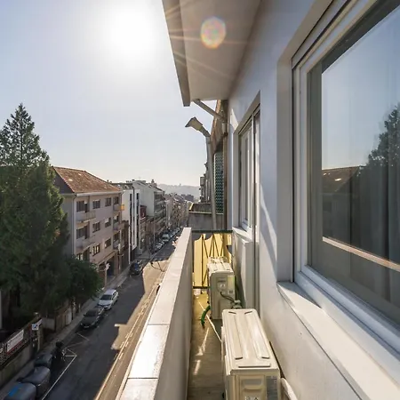 Apartamento Fantastic Contemporary Flat W/ Balcony *