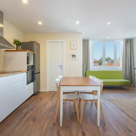 Apartment Fantastic Contemporary Flat W/ Balcony Porto
